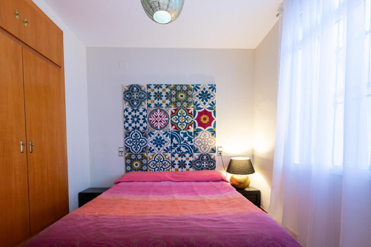 Cozy Apartment Near The Center, Torres De Serrano Valência Exterior foto